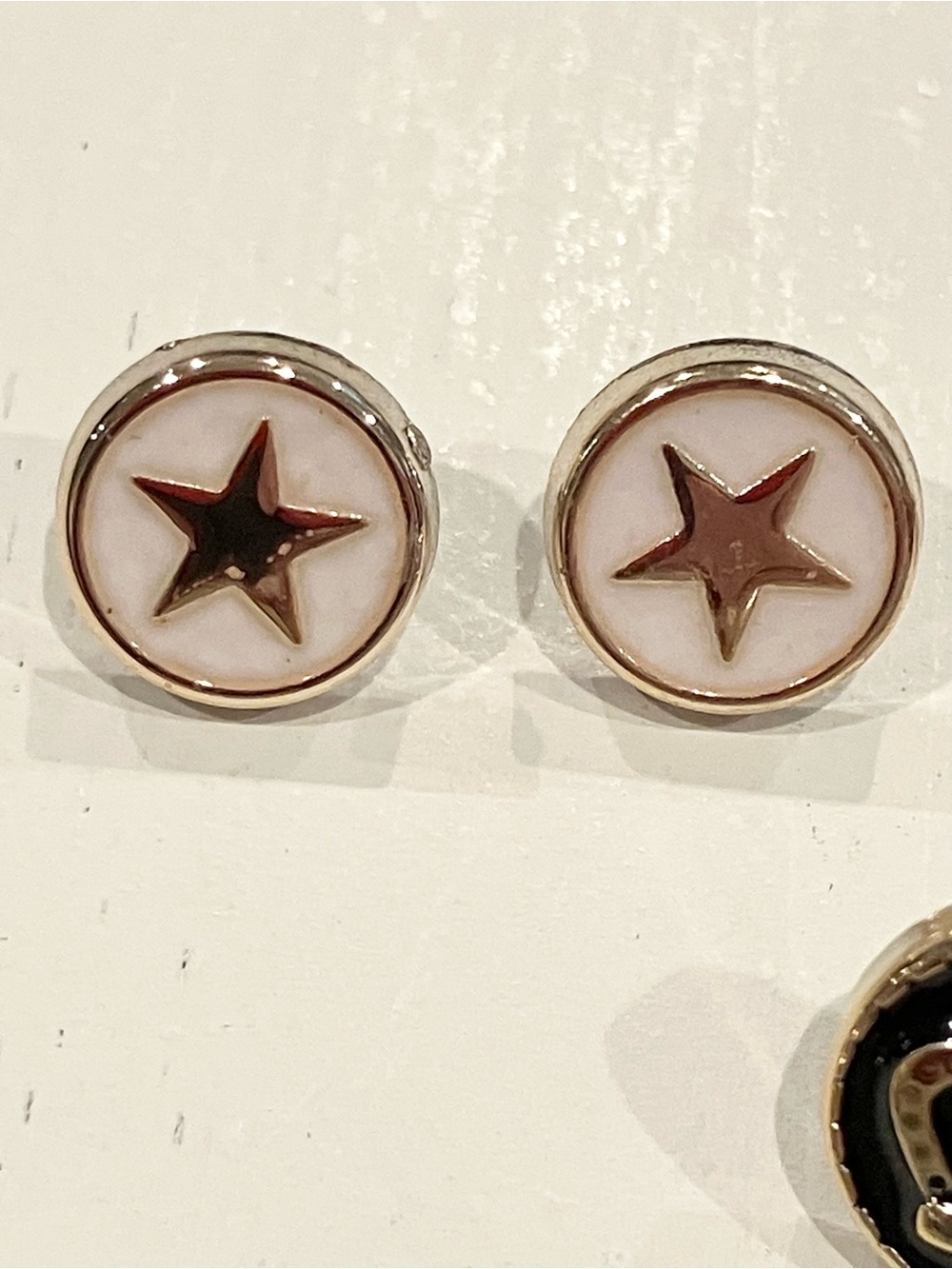 White with Gold Star & Trim Pin Set of 2
